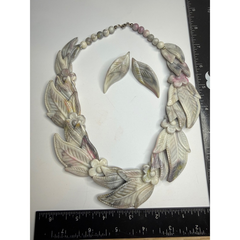 Carved Leaf Floral Statement Necklace and Earrings Set Marbled Pink Grey Cream